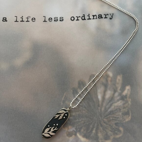 LANGUAGE OF STONES Sterling Hollow Form Two Sided Floral Pendant Necklace: NWOT! - Picture 2 of 10